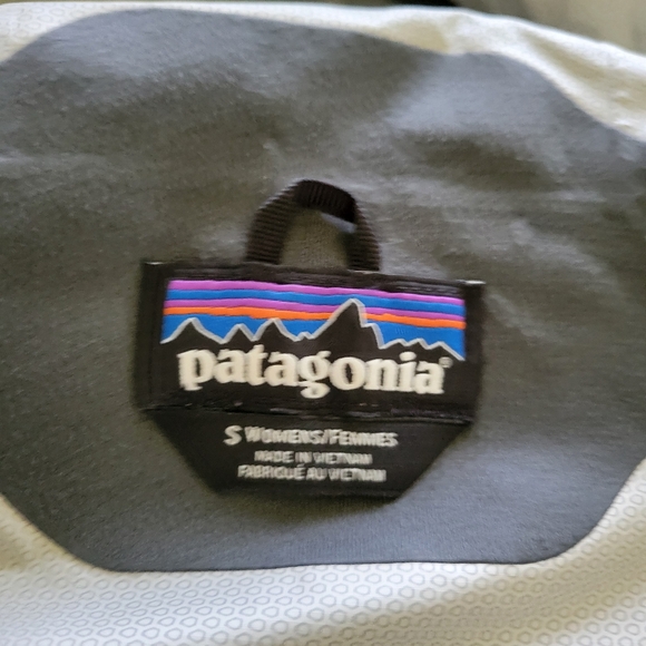 Patagonia Jacket Womens Small H2No Waterproof Hooded Rain Coat Outdoor Hiking - Picture 5 of 11
